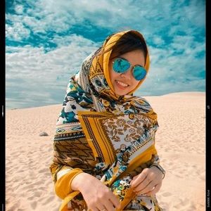 Meet your Posher, Trúc